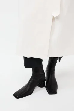 Cylinder Soft Boot - Black|St. Agni New
