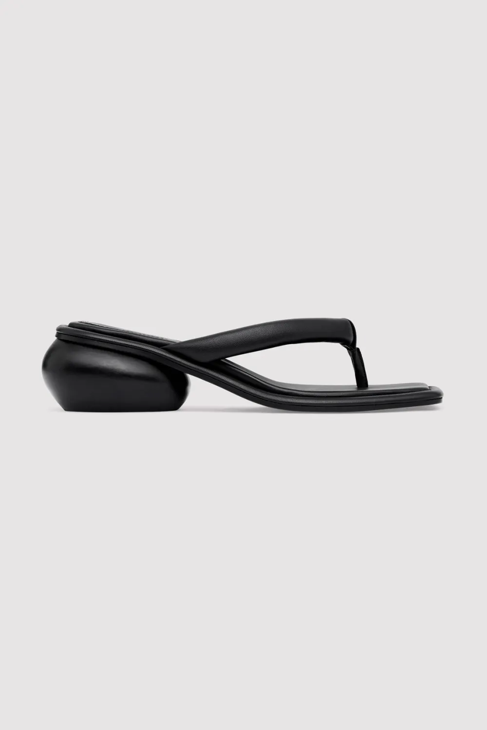 Flip Flop Dome Heel - Black|St. Agni Cheap