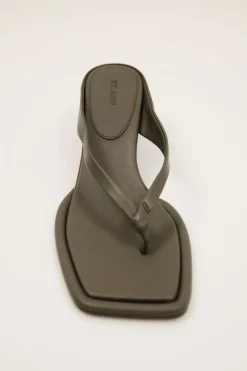 Flip Flop Sandals -|St. Agni Best Sale