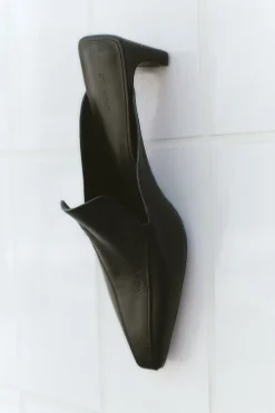 Heeled Loafer - Black|St. Agni Hot