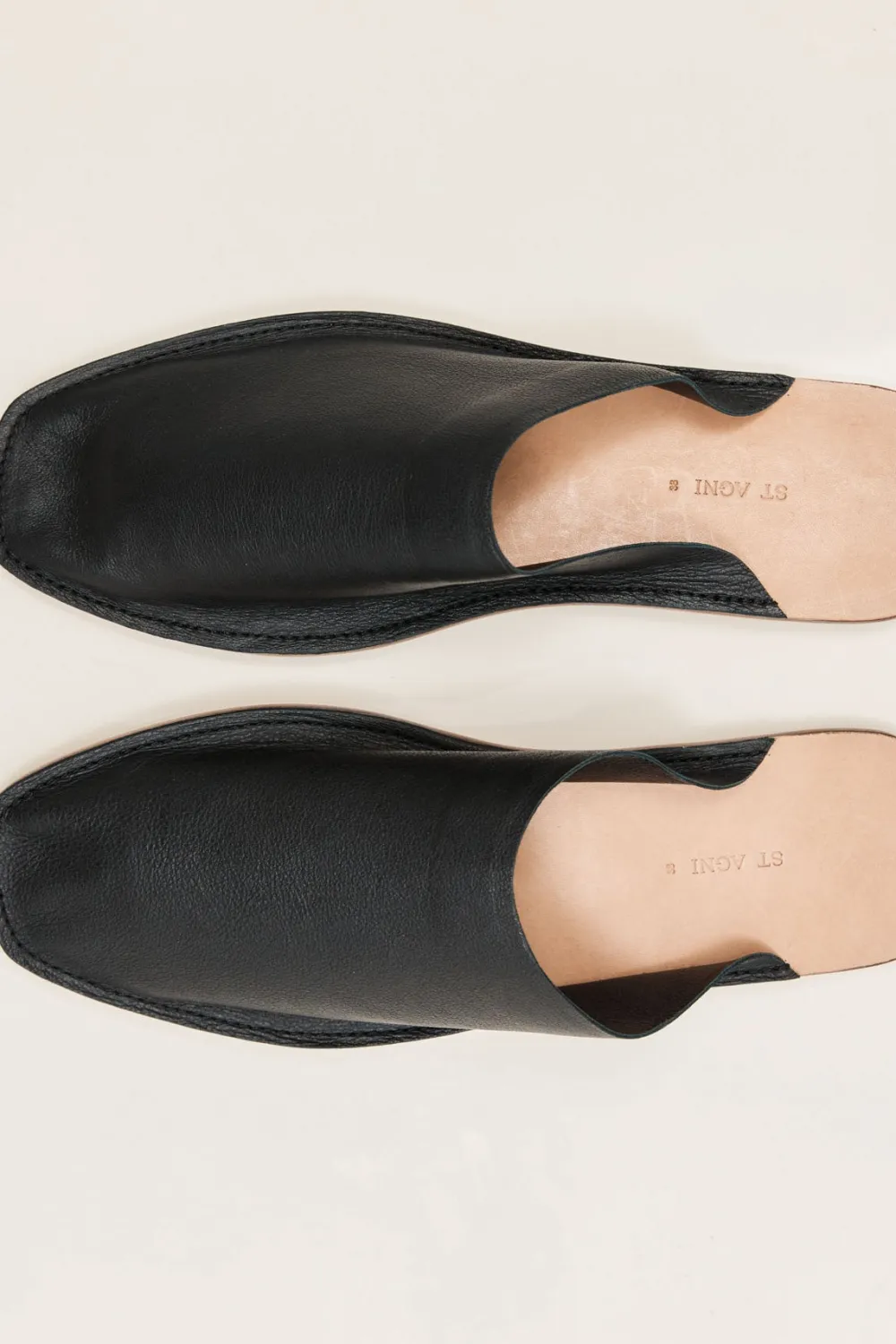 Lounge Slides - Black|St. Agni Online