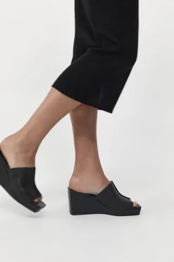 Maria Wedge -|St. Agni Discount