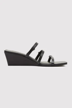 Mini Ring Detail Wedge - Black|St. Agni Shop