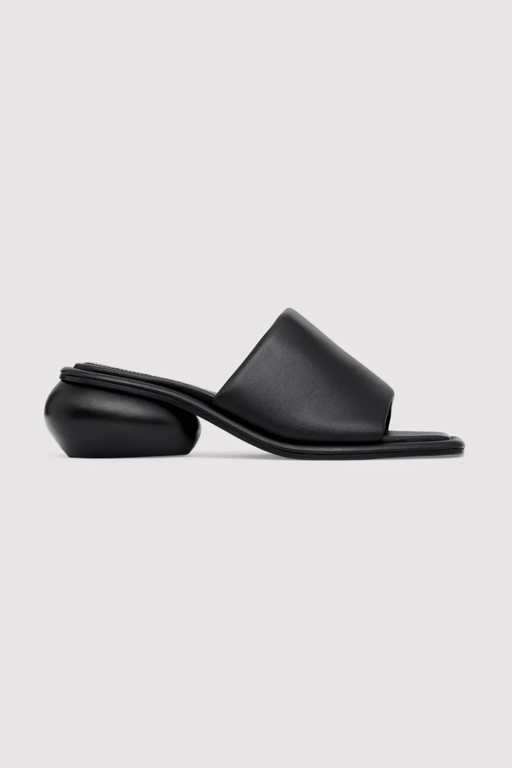 Minimal Dome Heel - Black|St. Agni Online