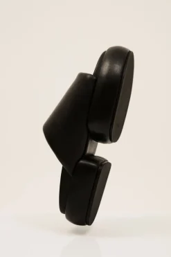 Minimal Pillow Slides -|St. Agni Hot