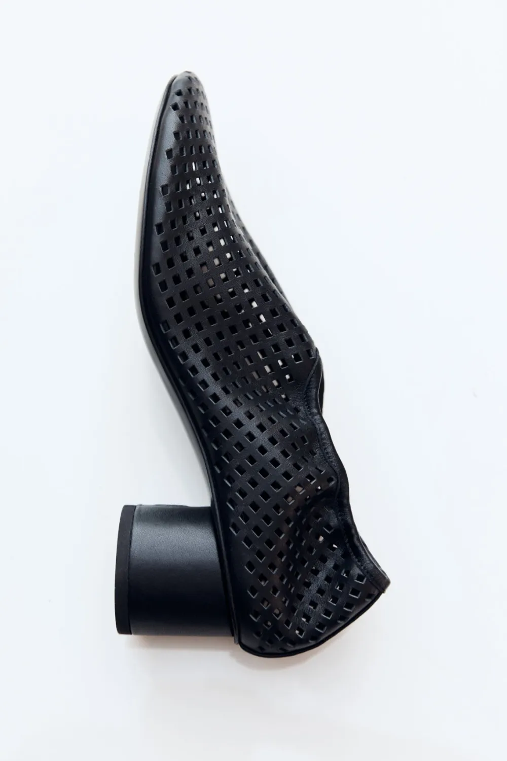Perforated Ballet Heel - Black|St. Agni Best