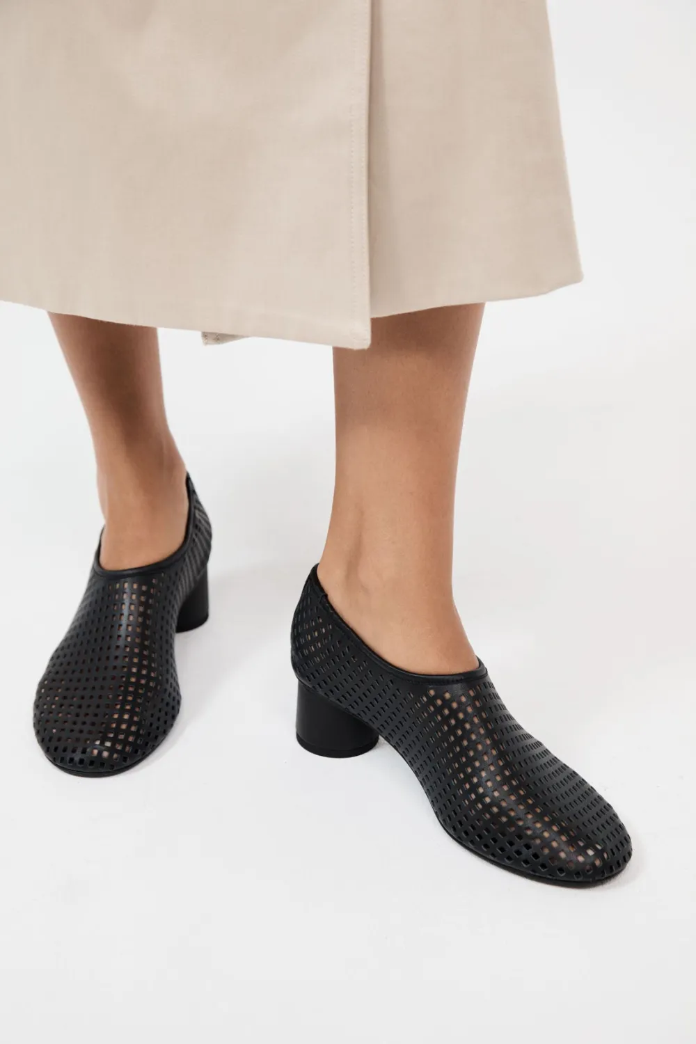 Perforated Ballet Heel - Black|St. Agni Best