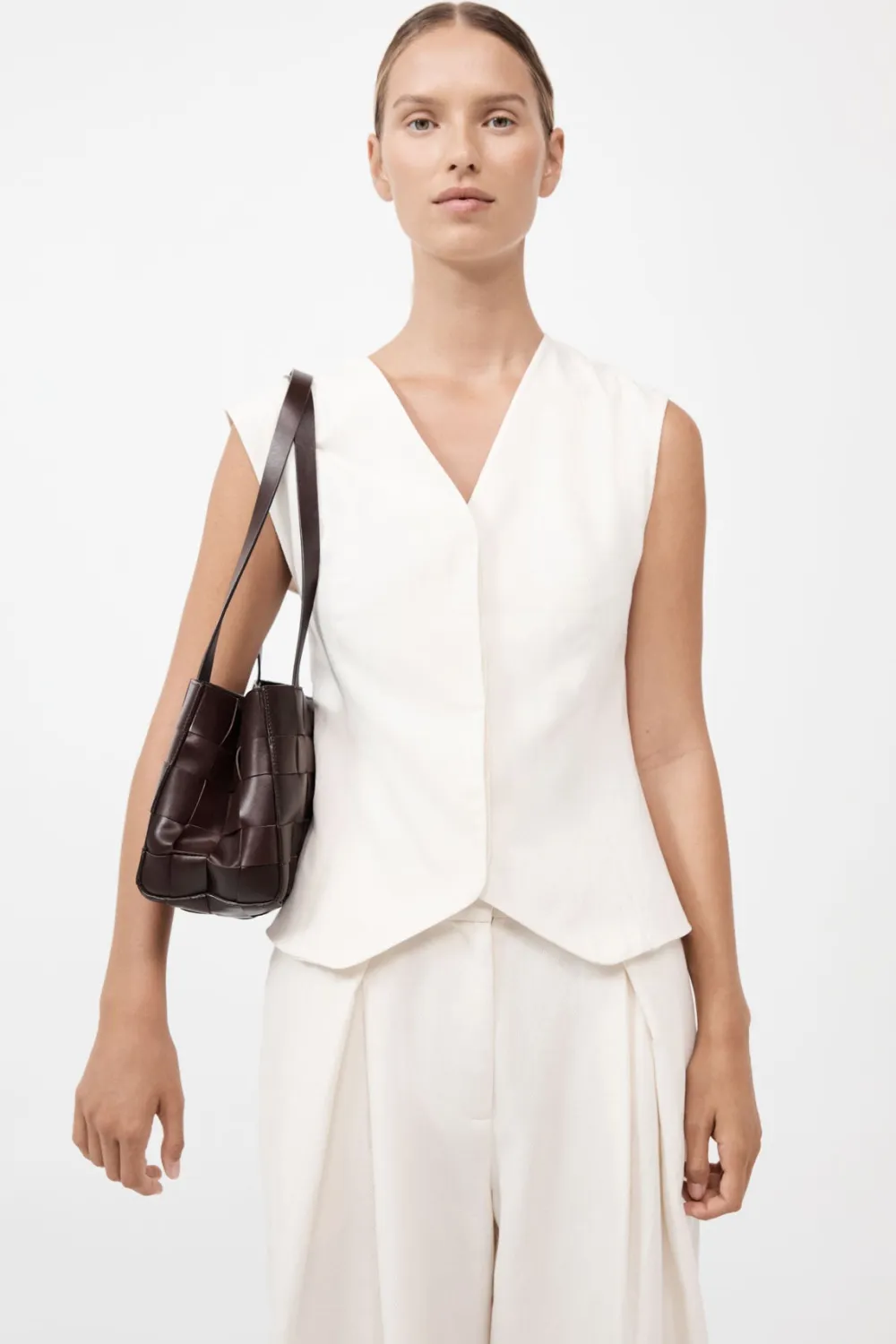 PRE-ORDER: Slim Woven Tote -|St. Agni Sale