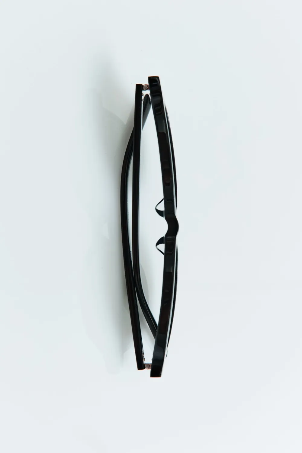 90s Slim Oval Sunglasses -|St. Agni Flash Sale