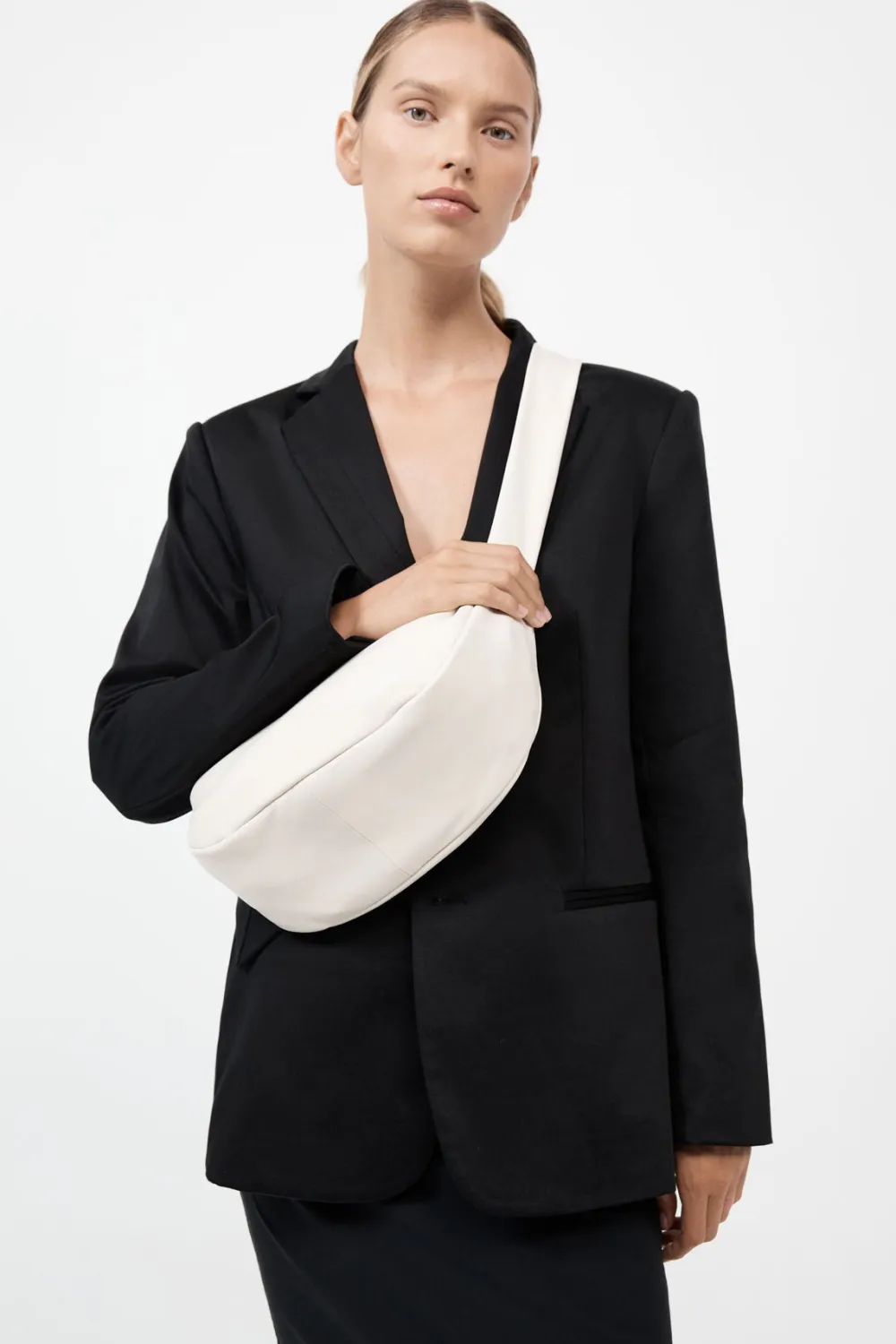 Soft Crescent Bag -|St. Agni Fashion