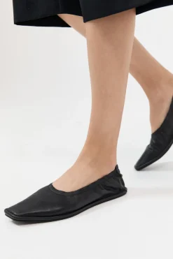 Soft Gathered Flats -|St. Agni Best