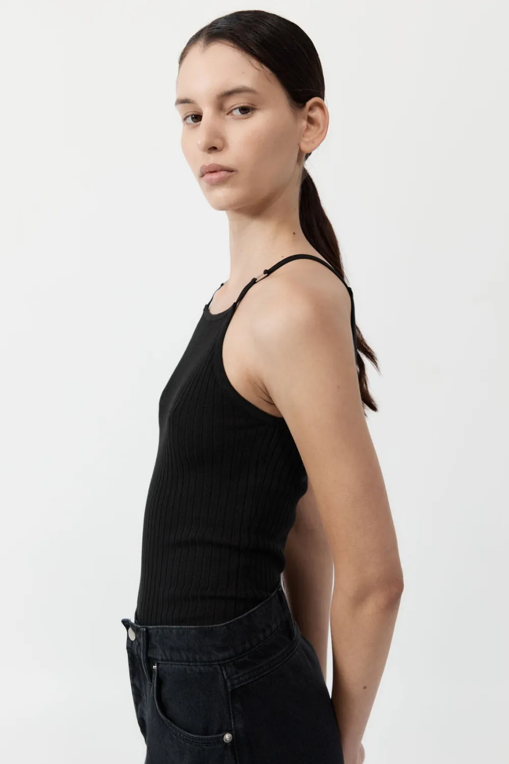 Square Tank -|St. Agni Online