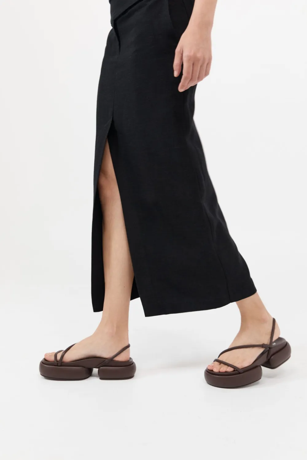 Strappy Pillow Slides -|St. Agni Flash Sale