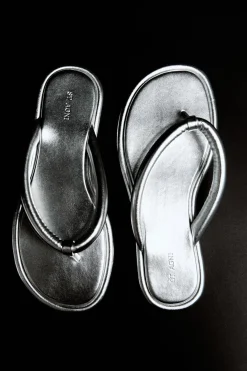 Sumi Slide -|St. Agni Store